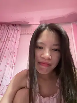 Snapshot of Drieevisexxx chatting on 06.18.26 Drieevisexxx online show from 06.18.26