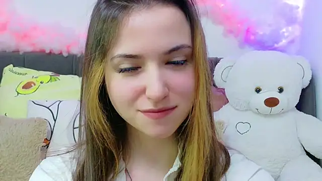 Snapshot of LeenMoonie chatting on 03.21.26 LeenMoonie online show from 03.21.26