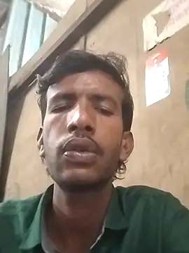 Lipsyguy2295 online show from 04.19.26