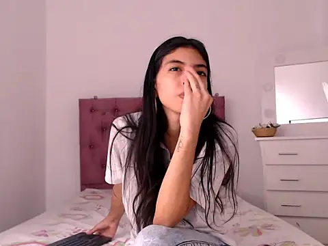 Sweet Scarlett  online show from 04.07.26