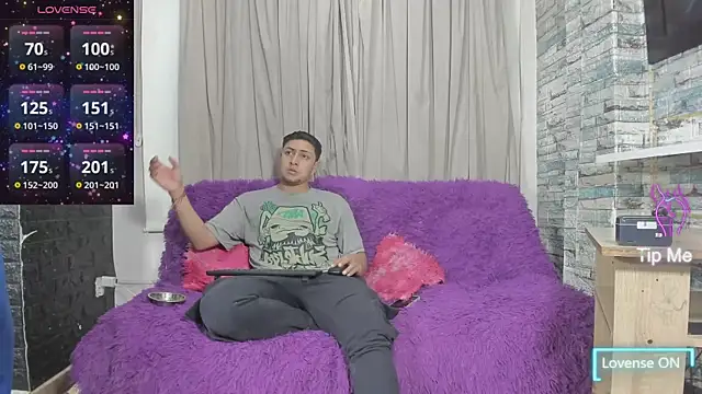 NoahAndBunny online show from 06.18.26