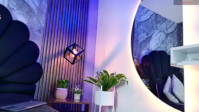  charlotte quee  online show from 03.20.26