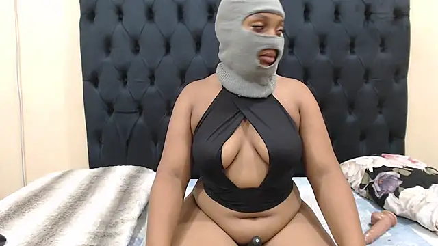 Curvy Takatso online show from 03.25.26