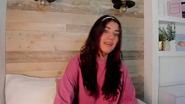 Snapshot of cristin_collins chatting on 06.17.26 cristin collins online show from 06.17.26