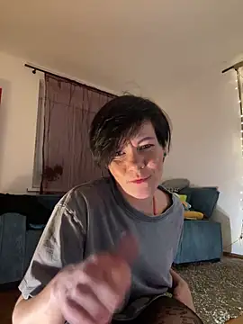 DtPORNBITCH online show from 04.11.26