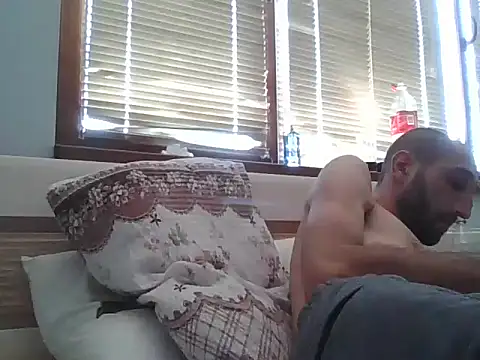 Snapshot of stiven121312 chatting on 08.02.26 stiven121312 online show from 08.02.26