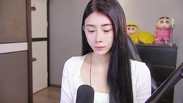 XiaoYuBao- online show from 04.23.26