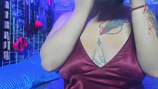 Snapshot of sofia_saory chatting on 06.17.26 sofia saory online show from 06.17.26