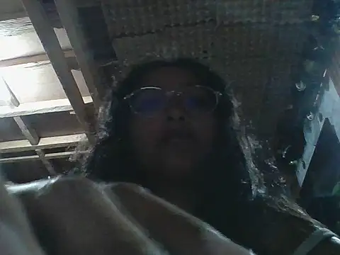 Snapshot of spicyren chatting on 06.21.26 spicyren online show from 06.21.26