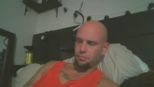 Snapshot of CaptCraker chatting on 04.11.26 CaptCraker online show from 04.11.26