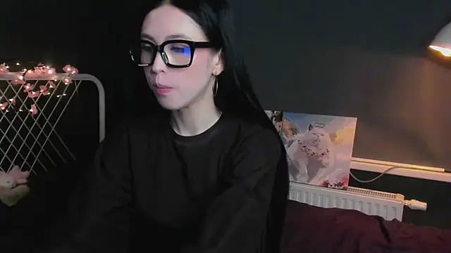 lizaa breeze online show from 04.18.26