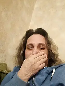 KatieLove133 online show from 04.01.26