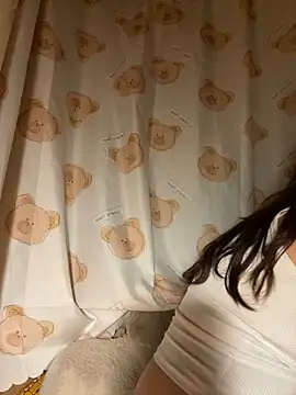 Milik-1022 online show from 04.17.26