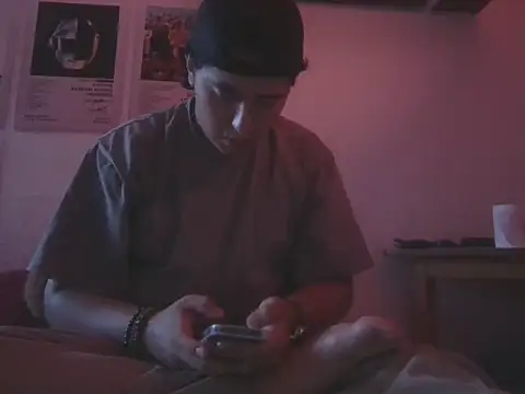 Snapshot of amartinezszz chatting on 05.19.26 amartinezszz online show from 05.19.26