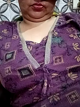 Gujju bhabhi69 online show from 04.01.26