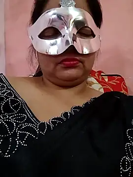 Gujju bhabhi69 online show from 04.05.26