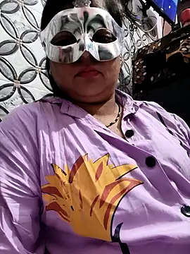 Gujju bhabhi69 online show from 04.10.26