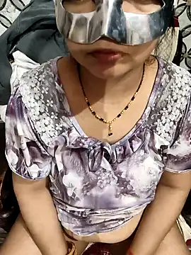 Gujju bhabhi69 online show from 04.12.26