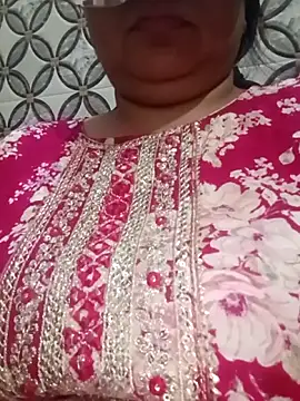 Gujju bhabhi69 online show from 04.14.26