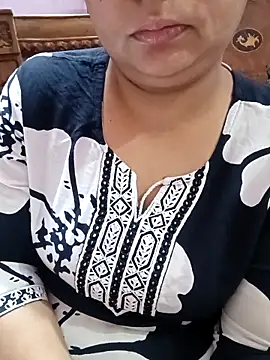 Gujju bhabhi69 online show from 04.21.26