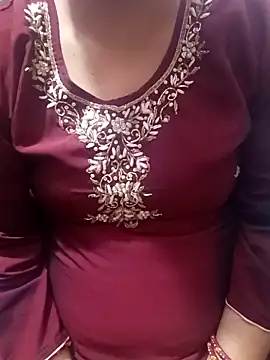 Snapshot of Gujju_bhabhi69 chatting on 05.08.26 Gujju bhabhi69 online show from 05.08.26