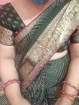 Snapshot of Gujju_bhabhi69 chatting on 05.16.26 Gujju bhabhi69 online show from 05.16.26
