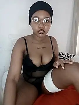 Snapshot of Hotsexyberry222 chatting on 03.16.26 Hotsexyberry222 online show from 03.16.26