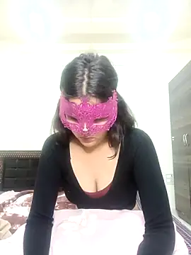 Snapshot of Hottymahi7 chatting on 03.25.26 Hottymahi7 online show from 03.25.26