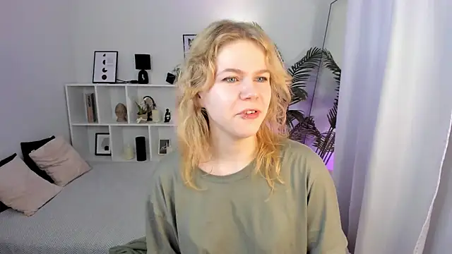 ElizabethVane online show from 05.19.26