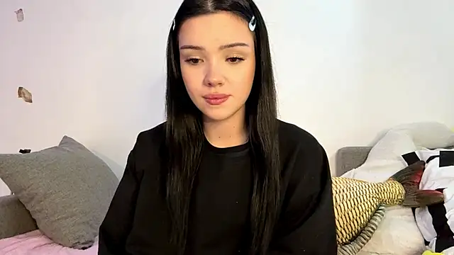 Snapshot of BeckyAurielle chatting on 06.17.26 BeckyAurielle online show from 06.17.26