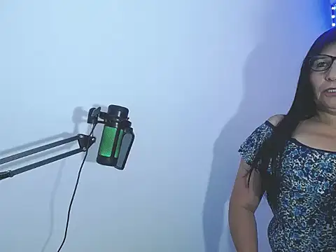 Ladygreeneyes online show from 04.11.26