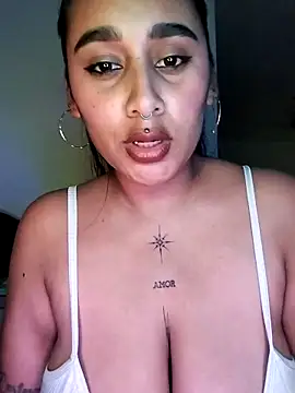 Mia skyy18 online show from 04.29.26