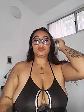 Mia skyy18 online show from 06.26.26