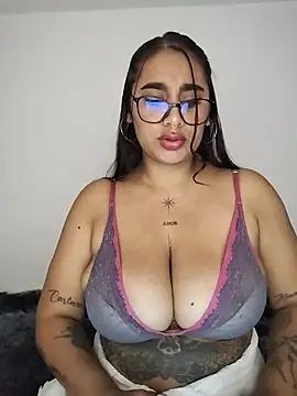 Mia skyy18 online show from 07.26.26