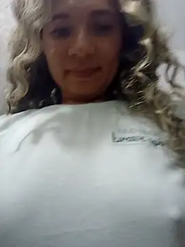 Snapshot of adairamars chatting on 06.22.26 adairamars online show from 06.22.26