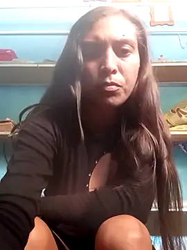 Snapshot of Alana_hitsexy chatting on 03.15.26 Alana hitsexy online show from 03.15.26