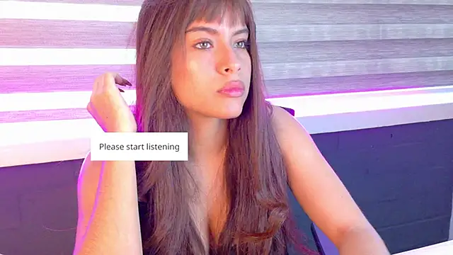 Snapshot of HelenaFoumier chatting on 05.05.26 HelenaFoumier online show from 05.05.26