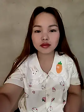 Snapshot of Mina_xYx chatting on 05.12.26 Mina xYx online show from 05.12.26