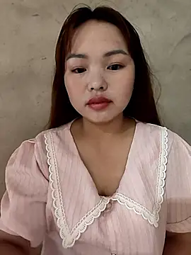 Snapshot of Mina_xYx chatting on 05.23.26 Mina xYx online show from 05.23.26
