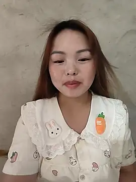 Snapshot of Mina_xYx chatting on 05.25.26 Mina xYx online show from 05.25.26