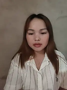 Snapshot of Mina_xYx chatting on 06.22.26 Mina xYx online show from 06.22.26