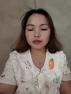 Snapshot of Mina_xYx chatting on 07.05.26 Mina xYx online show from 07.05.26