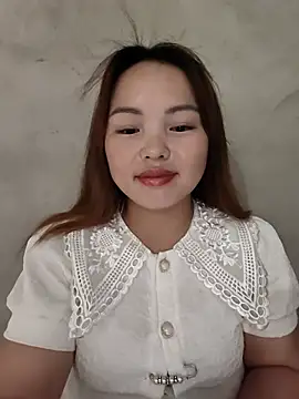 Snapshot of Mina_xYx chatting on 07.20.26 Mina xYx online show from 07.20.26