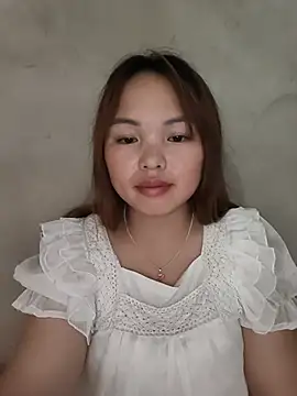 Snapshot of Mina_xYx chatting on 07.31.26 Mina xYx online show from 07.31.26