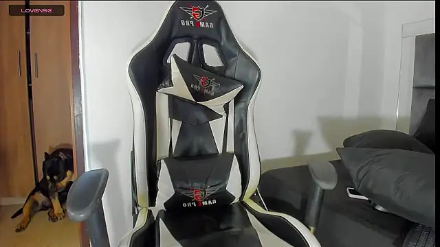 Thaliana Jaramillo online show from 04.13.26