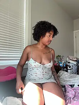 Snapshot of bbabbykimmie chatting on 06.22.26 bbabbykimmie online show from 06.22.26