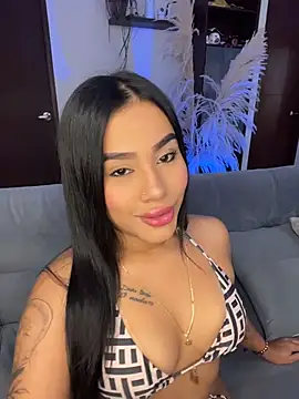 Snapshot of AlisonBeltran1 chatting on 07.15.26 AlisonBeltran1 online show from 07.15.26