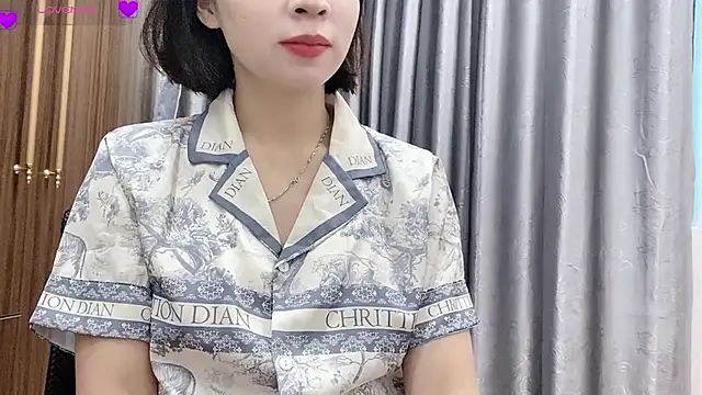 Ryo-Jisoo online show from 04.30.26