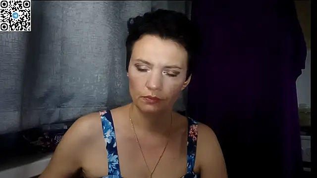 Snapshot of HotMamaQueen234 chatting on 06.22.26 HotMamaQueen234 online show from 06.22.26