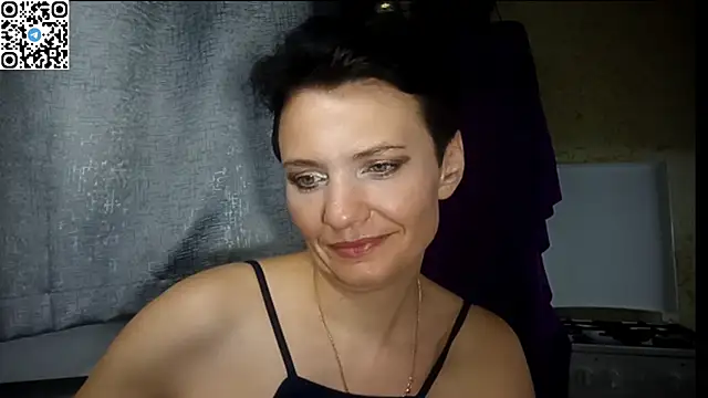 Snapshot of HotMamaQueen234 chatting on 07.02.26 HotMamaQueen234 online show from 07.02.26